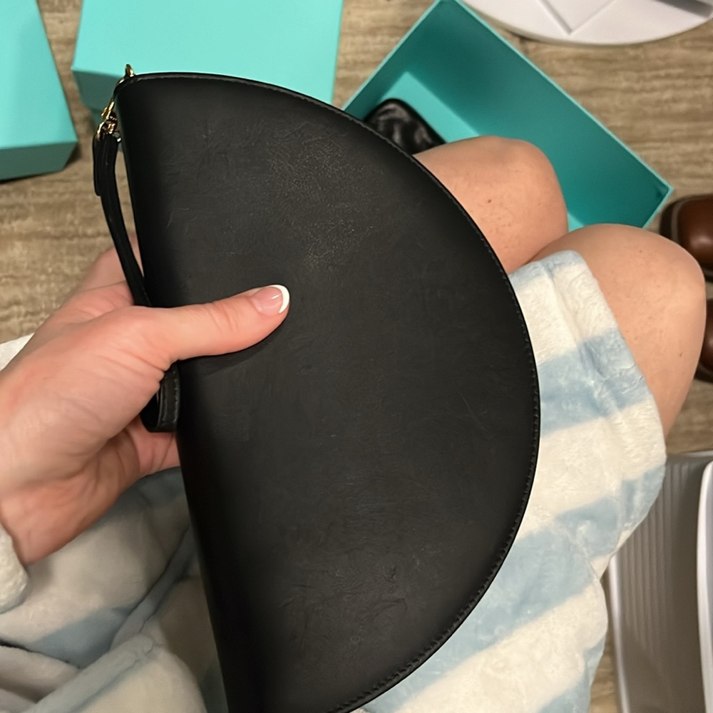π€© 2 Tiffany & Co Half Moon Wallets π€© - Picture 9 of 14